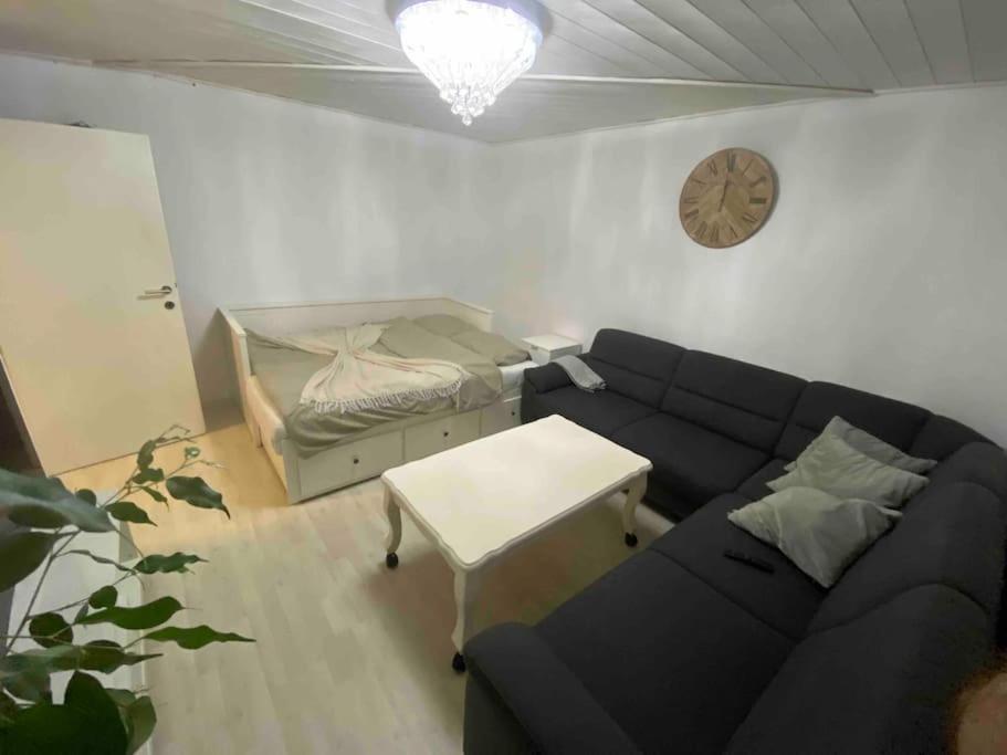 2-Zimmerwohnung Брегенц Экстерьер фото